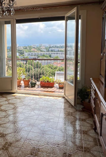 Appartement à MARSEILLE-14E