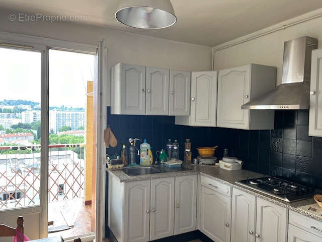 Appartement à MARSEILLE-14E