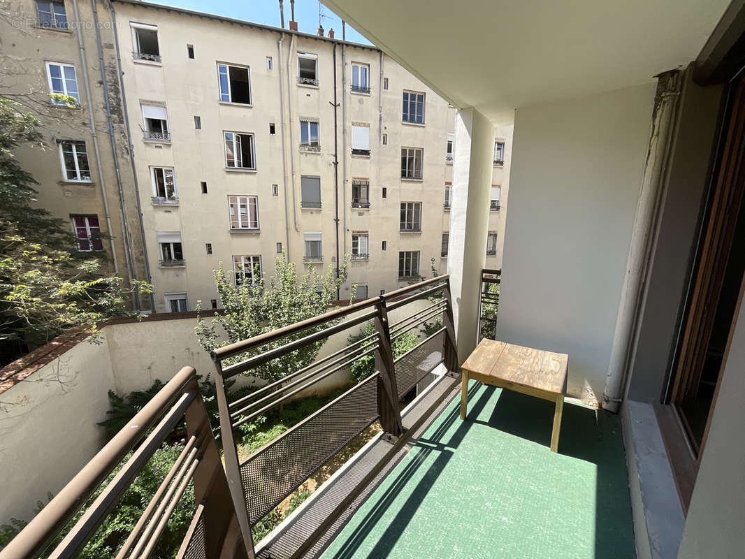 Appartement à VILLEURBANNE