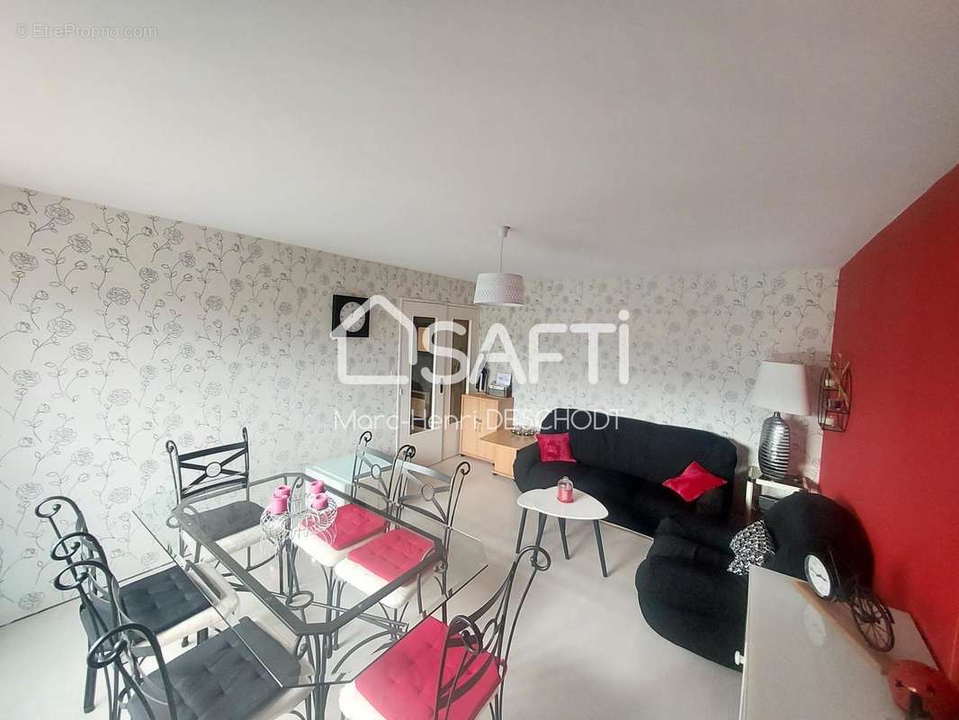 Photo 2 - Appartement à CAMIERS