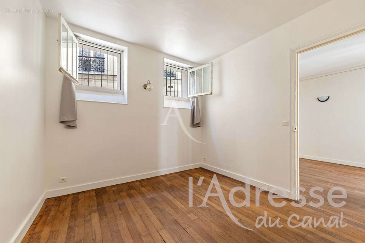 Appartement à PARIS-11E