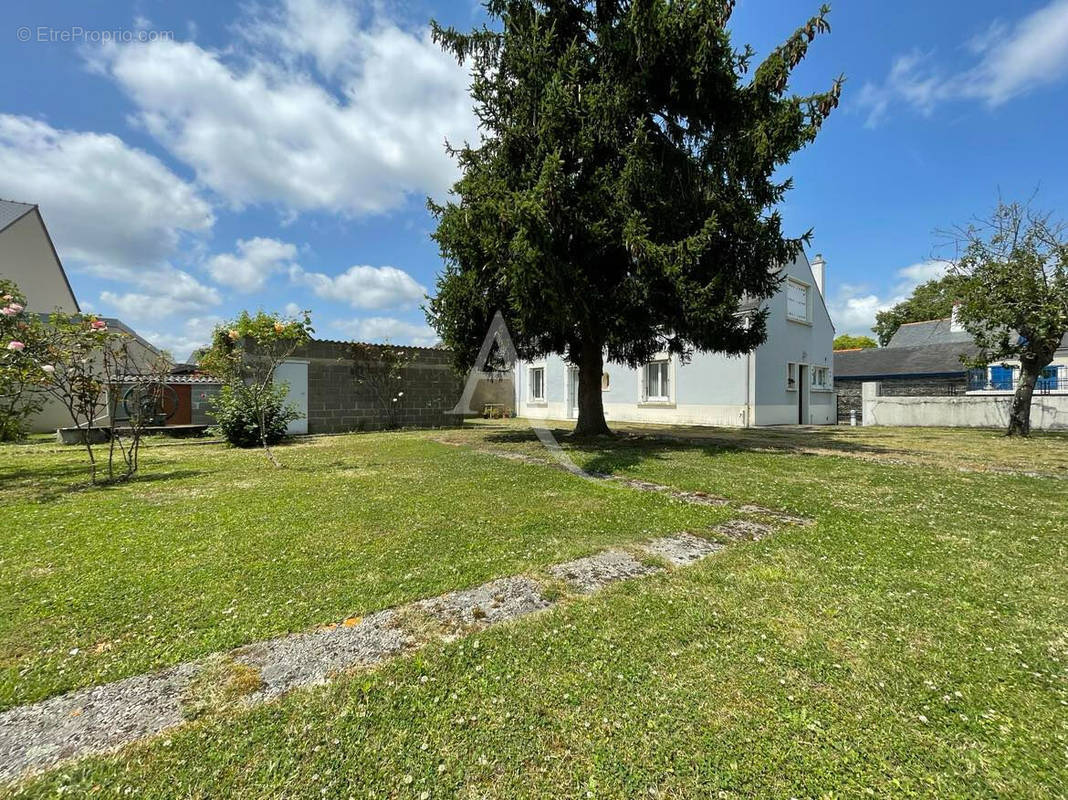 Maison à SAINT-BARTHELEMY-D&#039;ANJOU