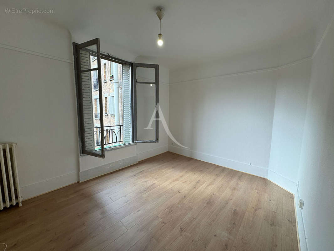 Appartement à AUBERVILLIERS