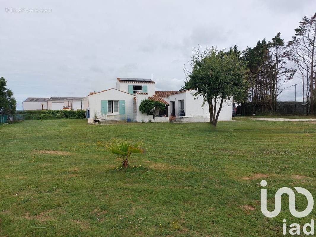 Photo 1 - Maison à LE CHATEAU-D&#039;OLERON