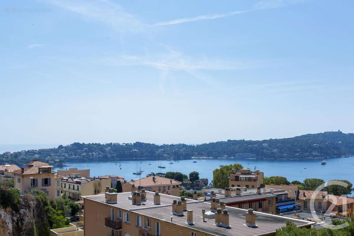 Appartement à VILLEFRANCHE-SUR-MER