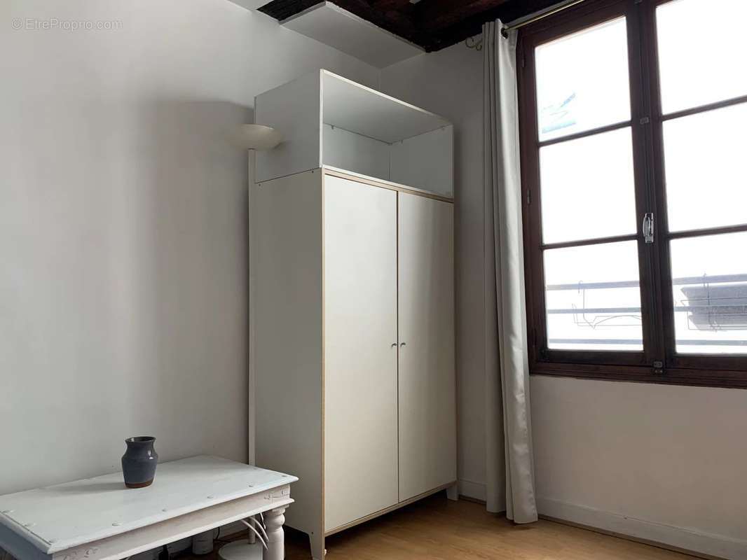 Appartement a louer paris-4e-arrondissement - 1 pièce(s) - 16 m2 - Surfyn