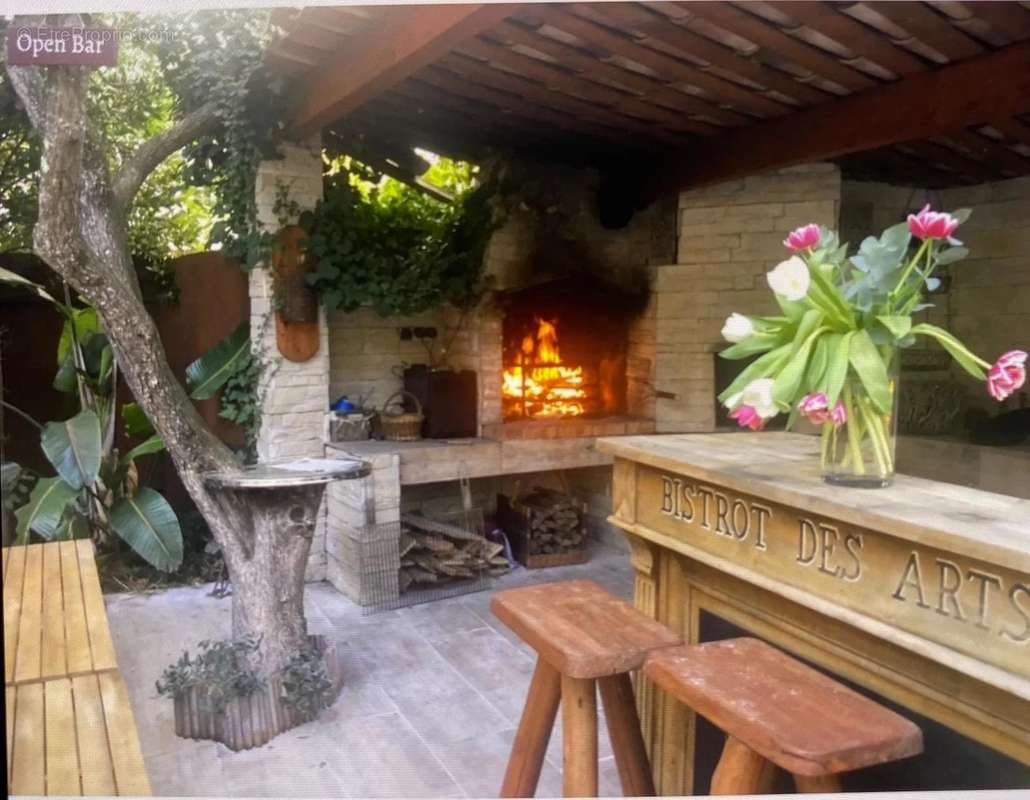 Appartement à MOUGINS