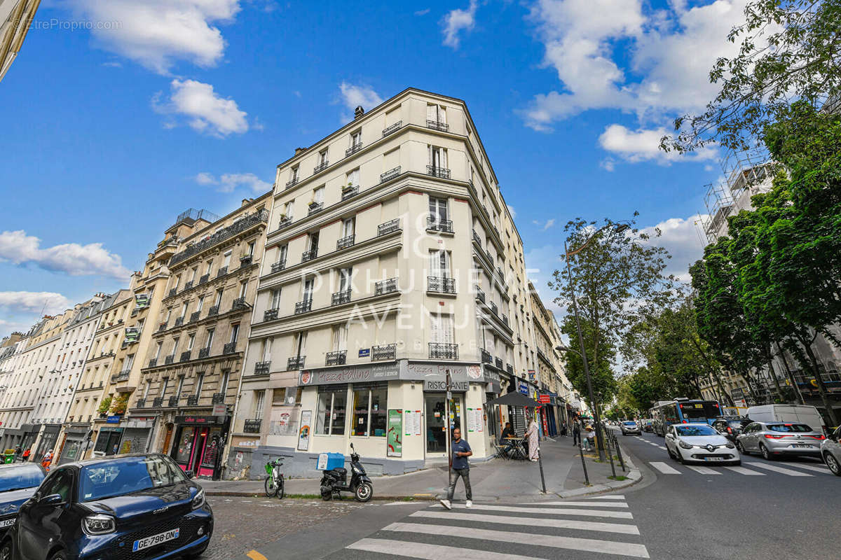 Appartement à PARIS-18E