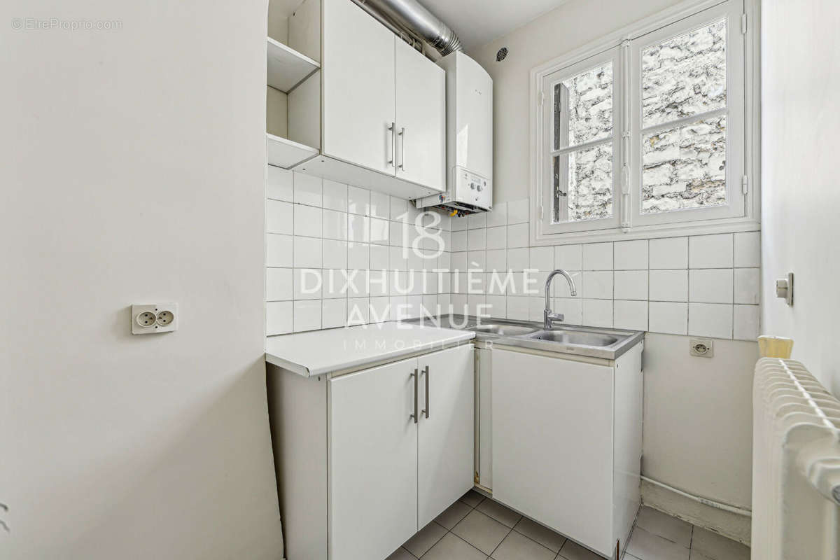 Appartement à PARIS-18E