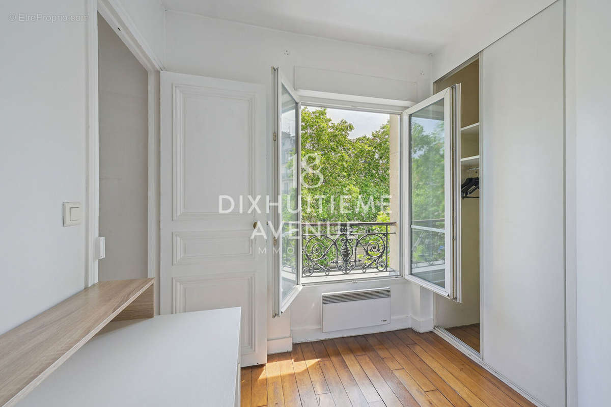 Appartement à PARIS-18E