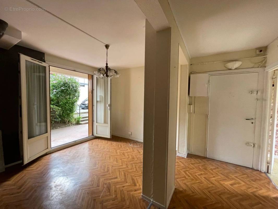 Appartement à MAISONS-ALFORT