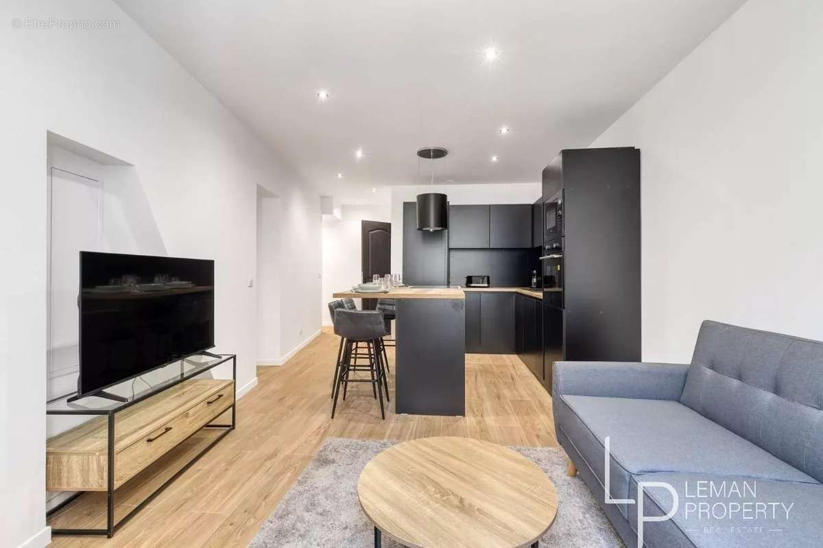 Appartement à EVIAN-LES-BAINS