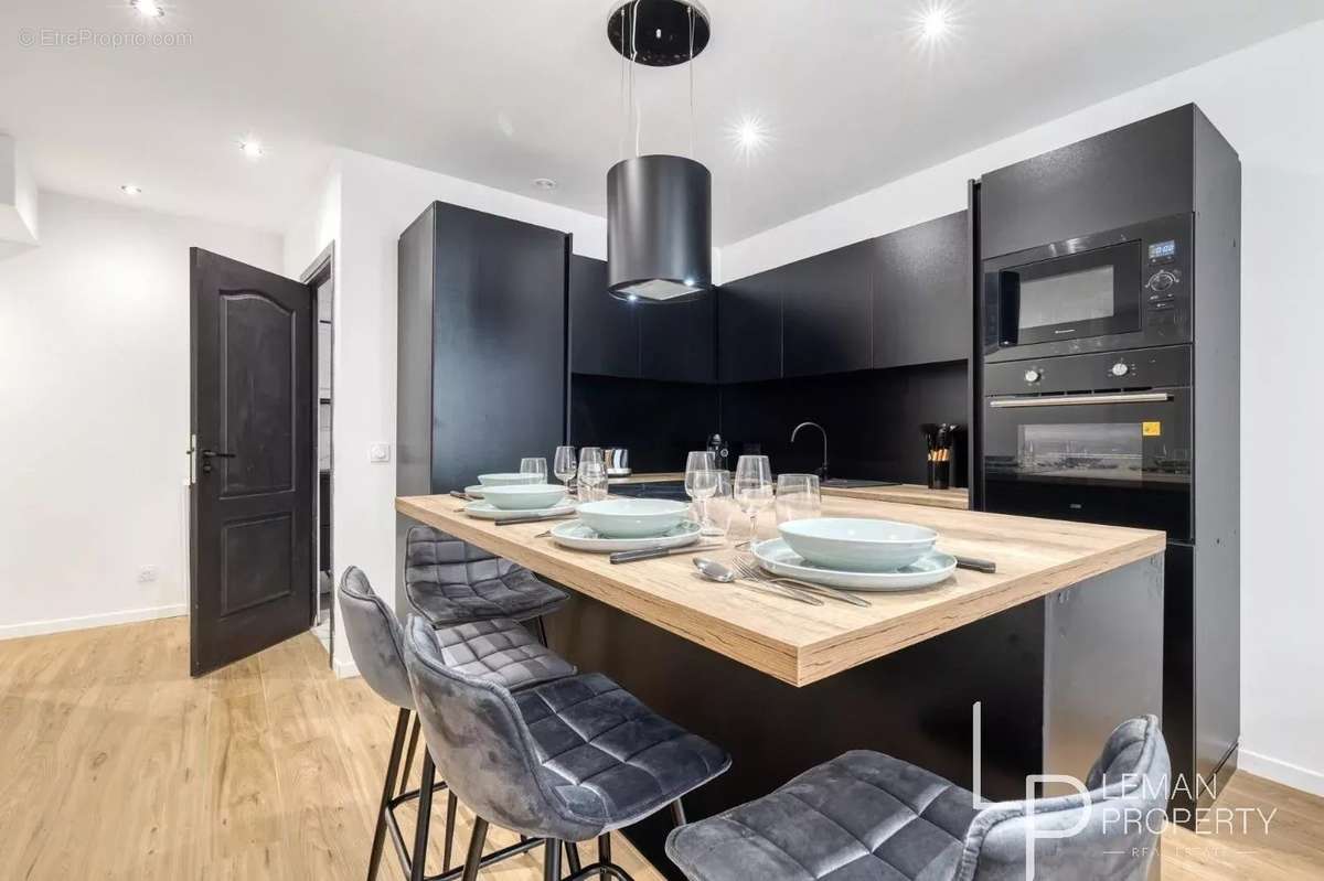 Appartement à EVIAN-LES-BAINS