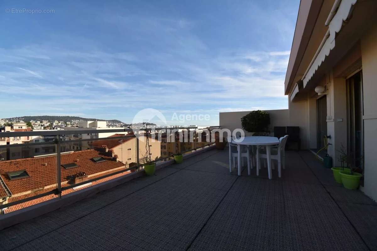 Appartement à NICE