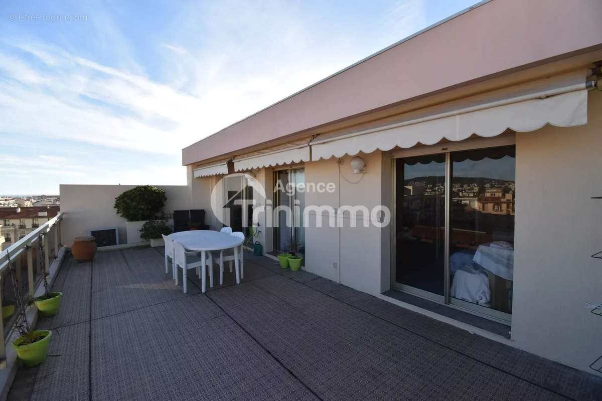 Appartement à NICE