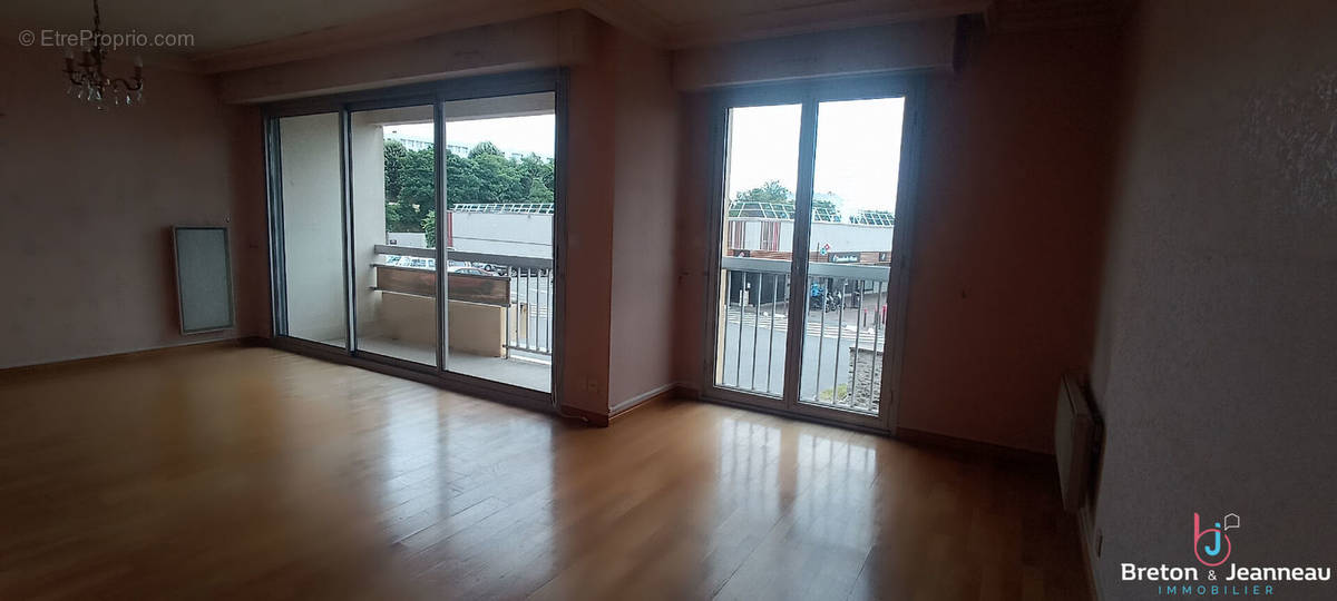 Appartement à LAVAL