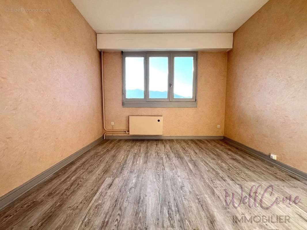 Appartement à AIX-LES-BAINS