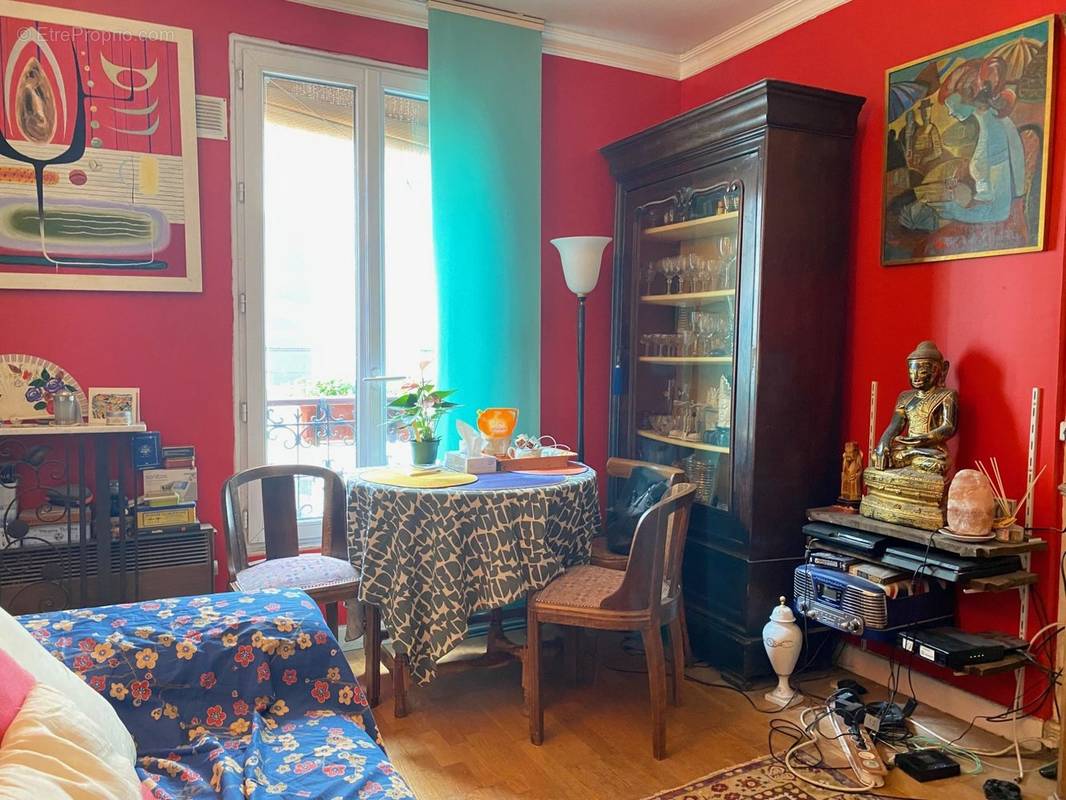 Appartement à PARIS-19E