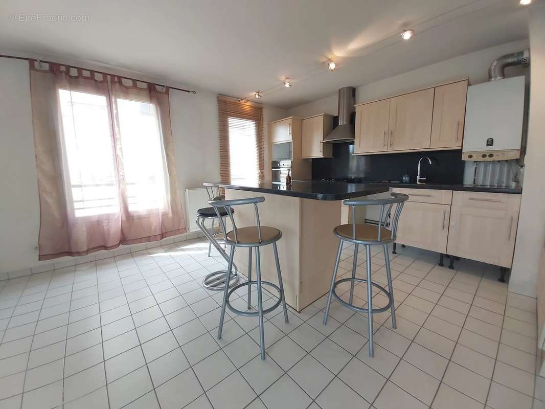 Appartement à CHELLES