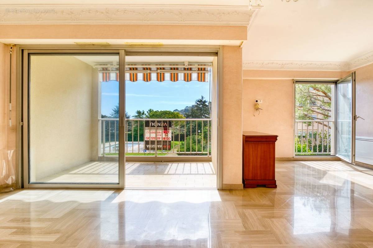 Appartement à CAGNES-SUR-MER