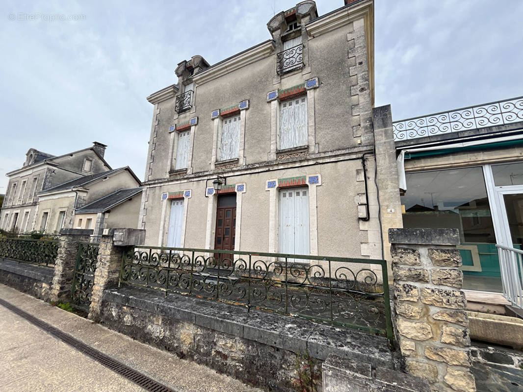 Maison à PERIGUEUX