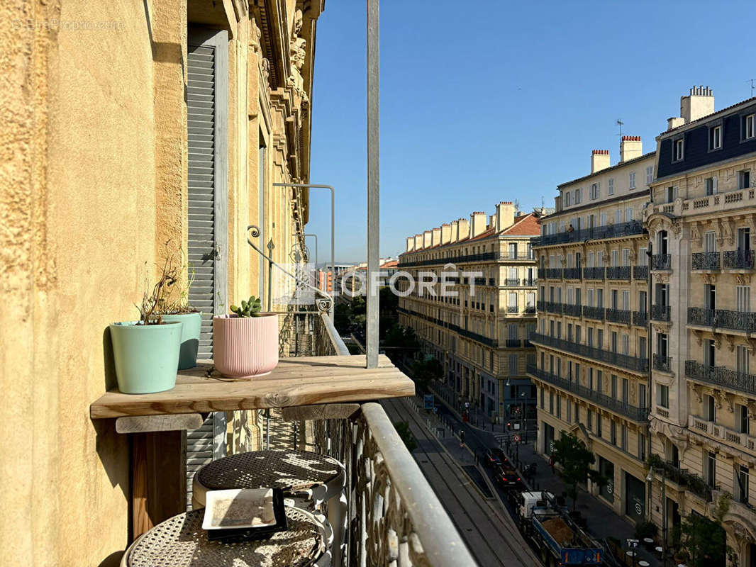 Appartement à MARSEILLE-2E