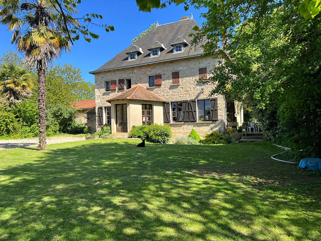 Maison à LE VIGEANT