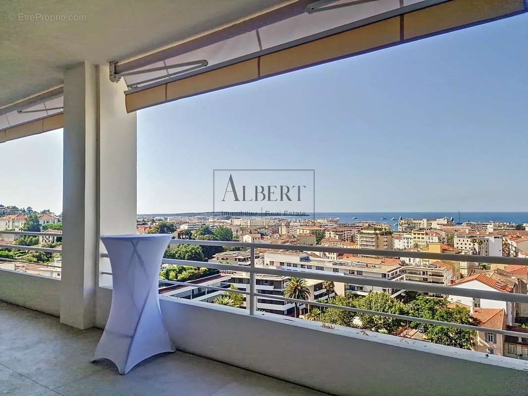 Appartement à CANNES