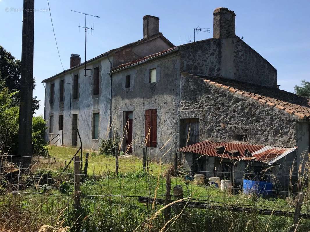 Maison à SAINT-AUBIN-LE-CLOUD