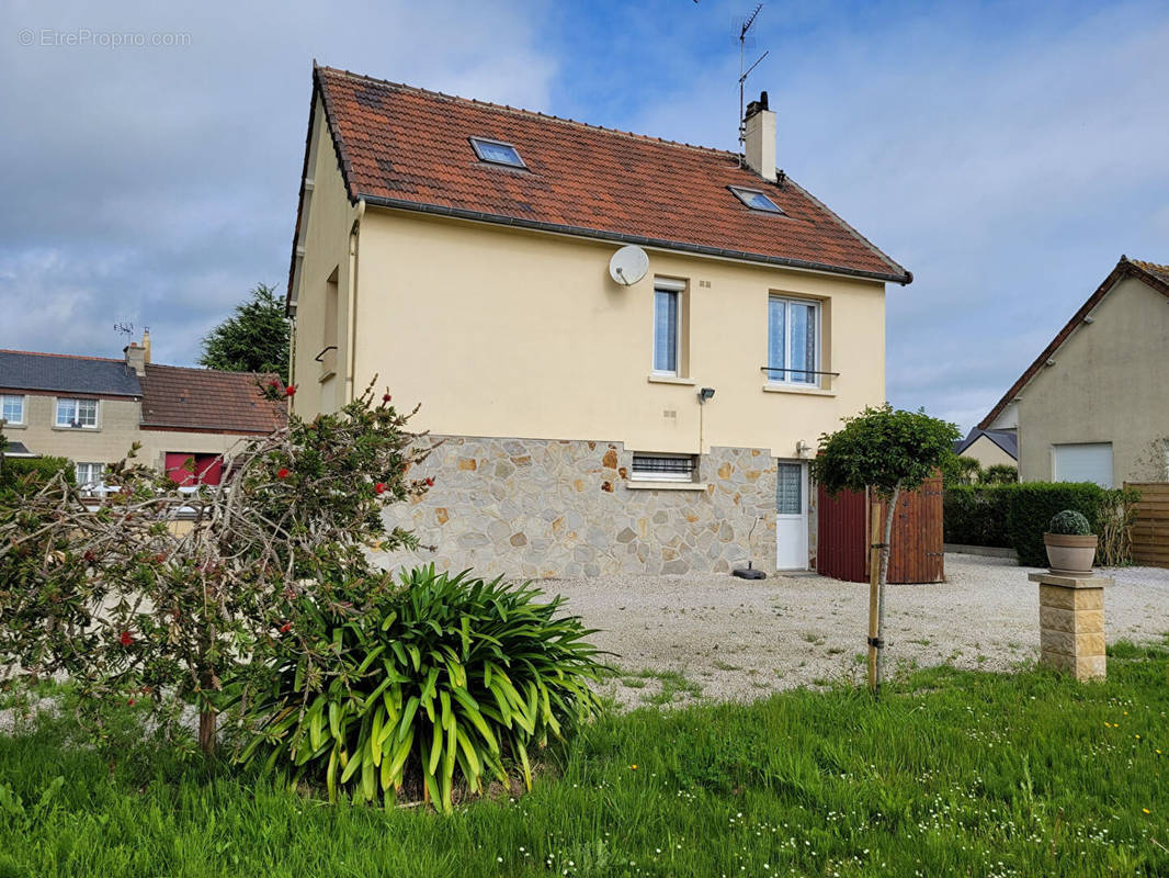 Maison à QUETTEHOU