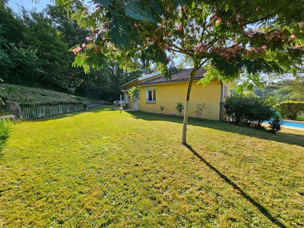 Maison à COUR-ET-BUIS