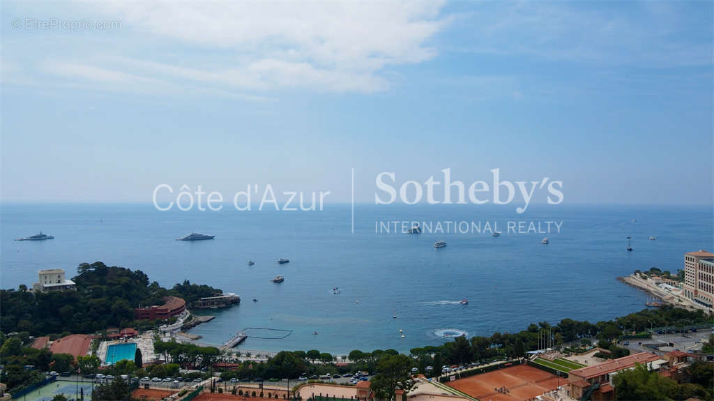 Appartement à ROQUEBRUNE-CAP-MARTIN