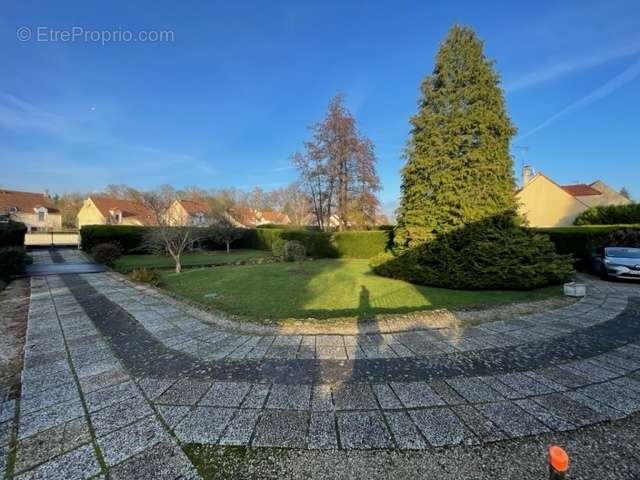 Maison à TOURNAN-EN-BRIE