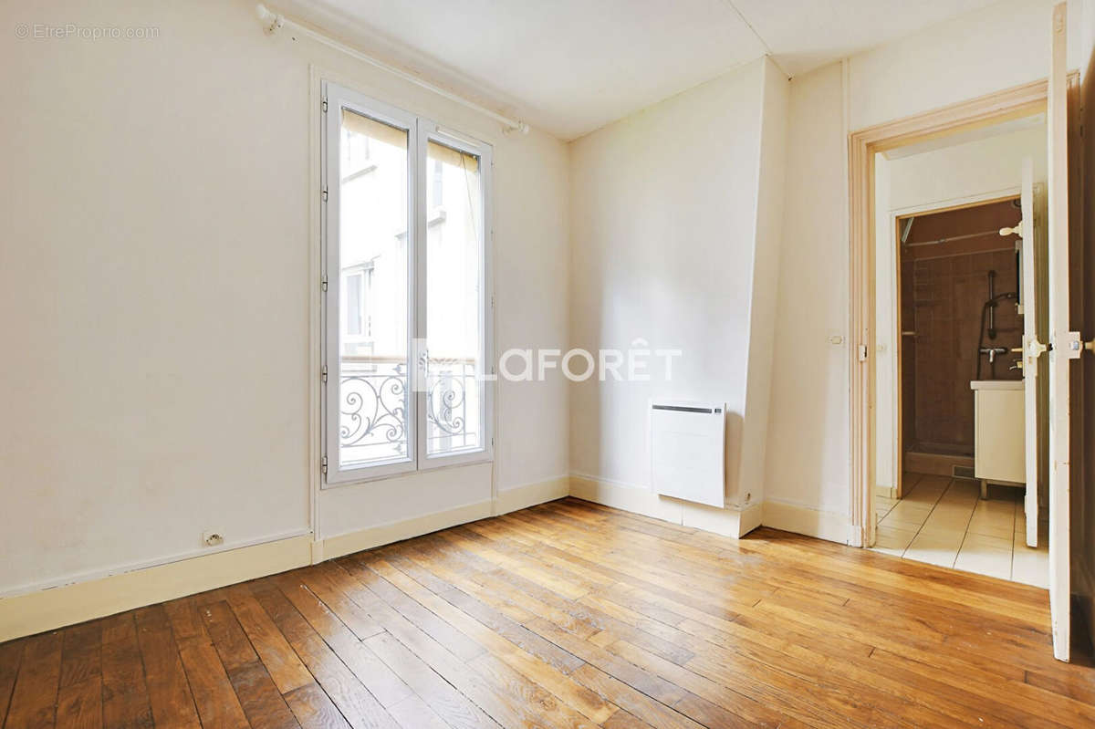 Appartement a louer paris-18e-arrondissement - 2 pièce(s) - 40 m2 - Surfyn