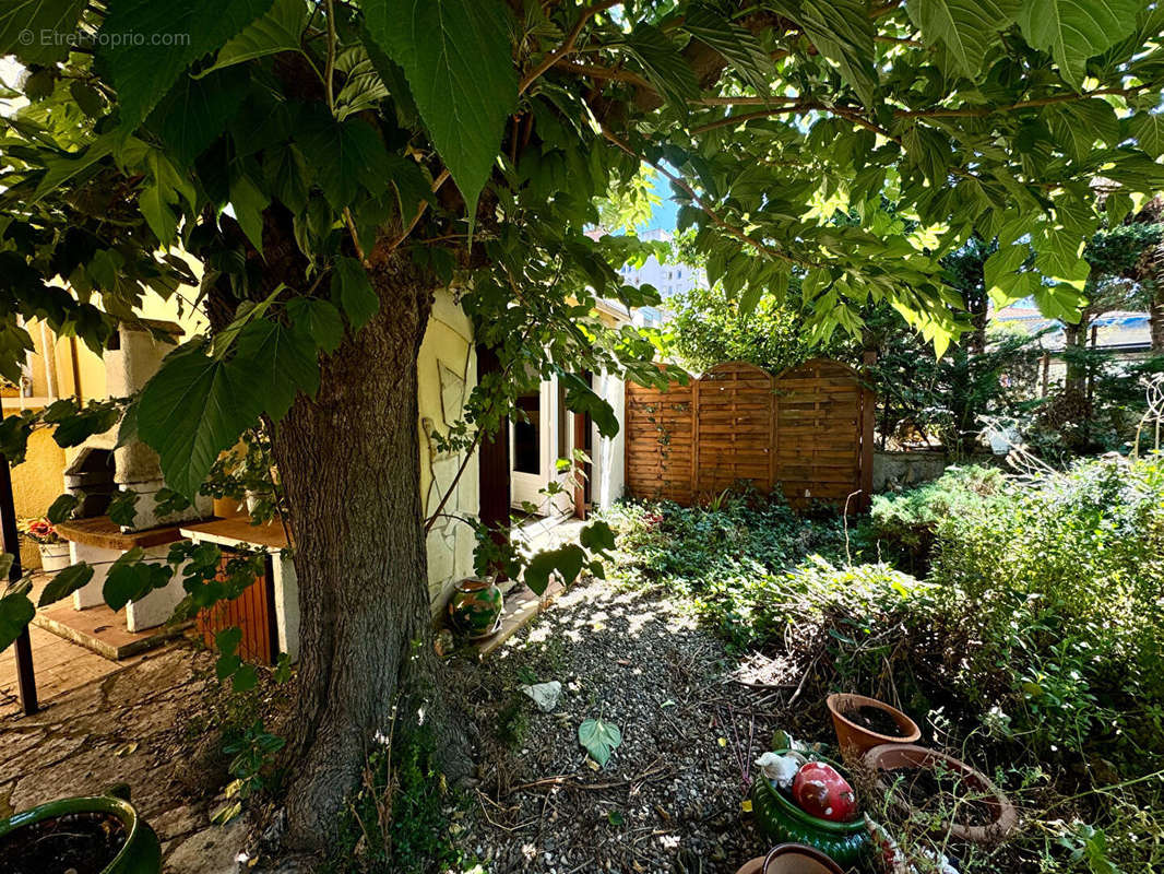 Maison à BEZIERS