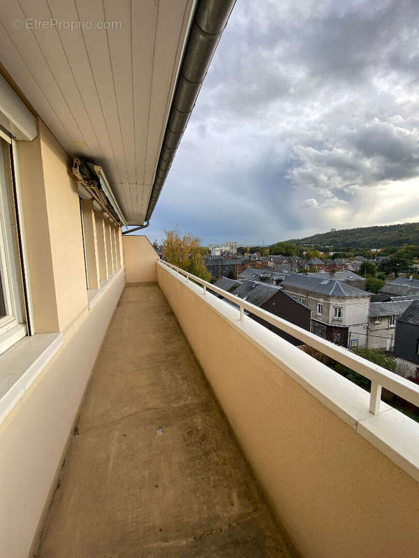 Appartement à DEVILLE-LES-ROUEN