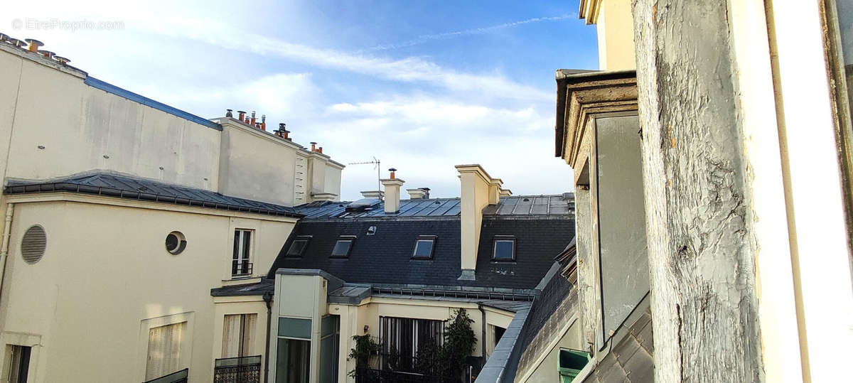 Appartement à PARIS-8E