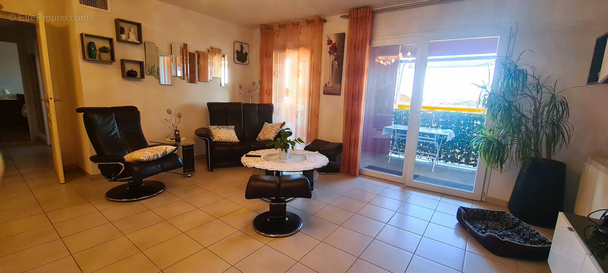 Appartement à JUVIGNAC