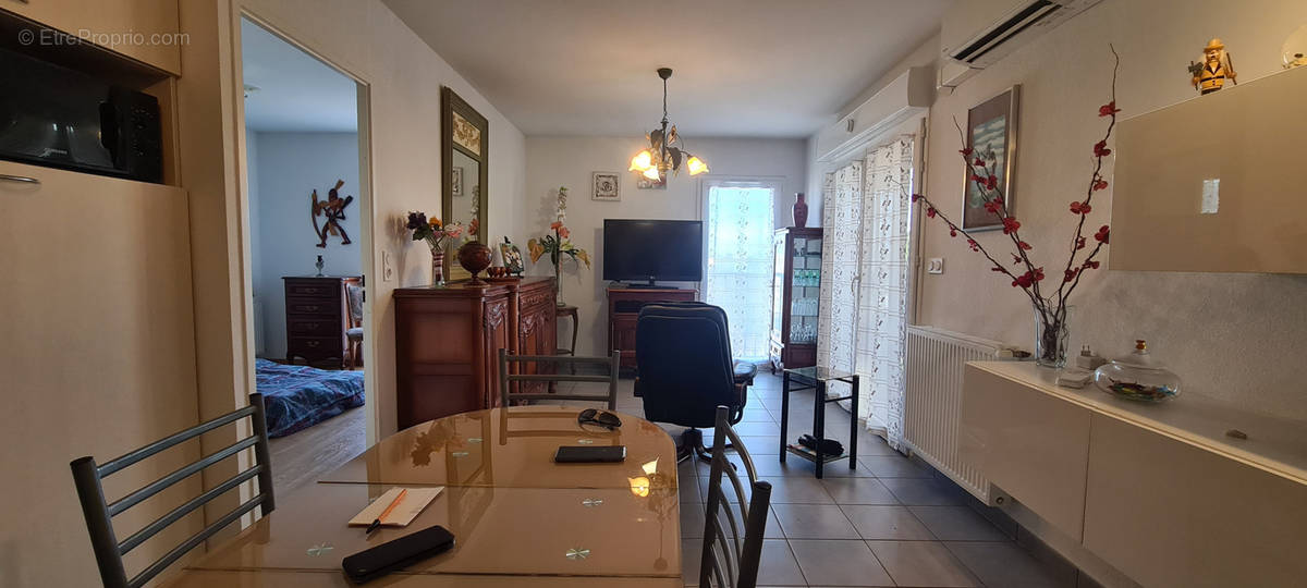 Appartement à JUVIGNAC