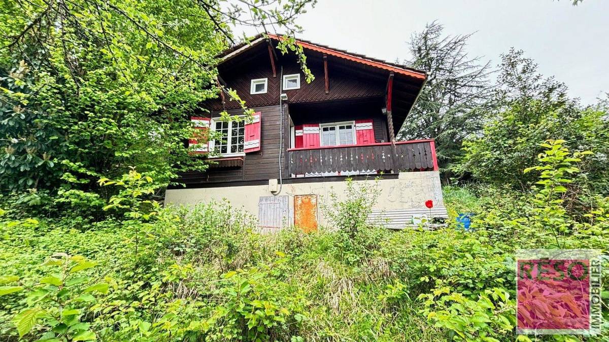 Maison à COLLONGES-SOUS-SALEVE