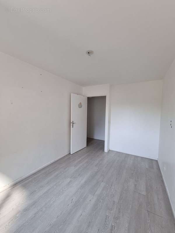 Appartement à CORBEIL-ESSONNES