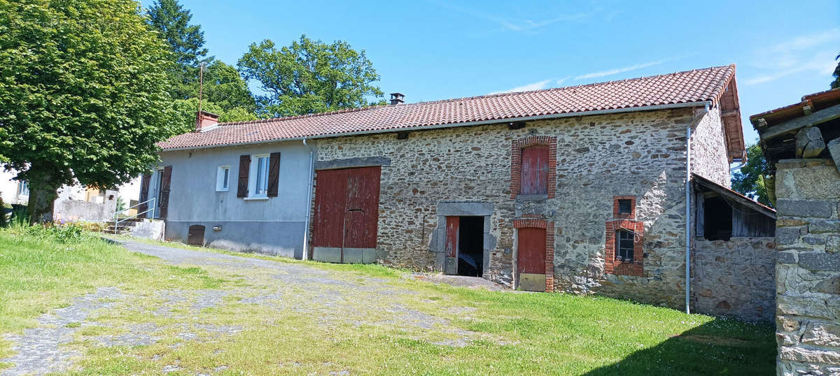 Maison à SAINT-MATHIEU