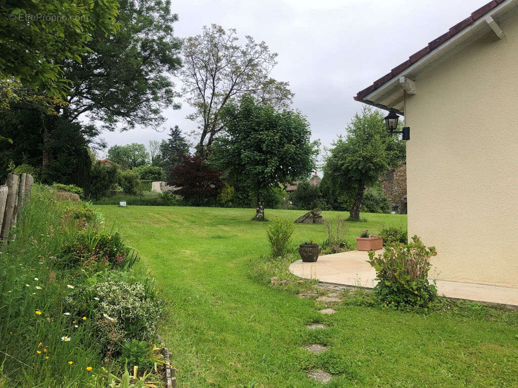 Maison à SAINT-MATHIEU