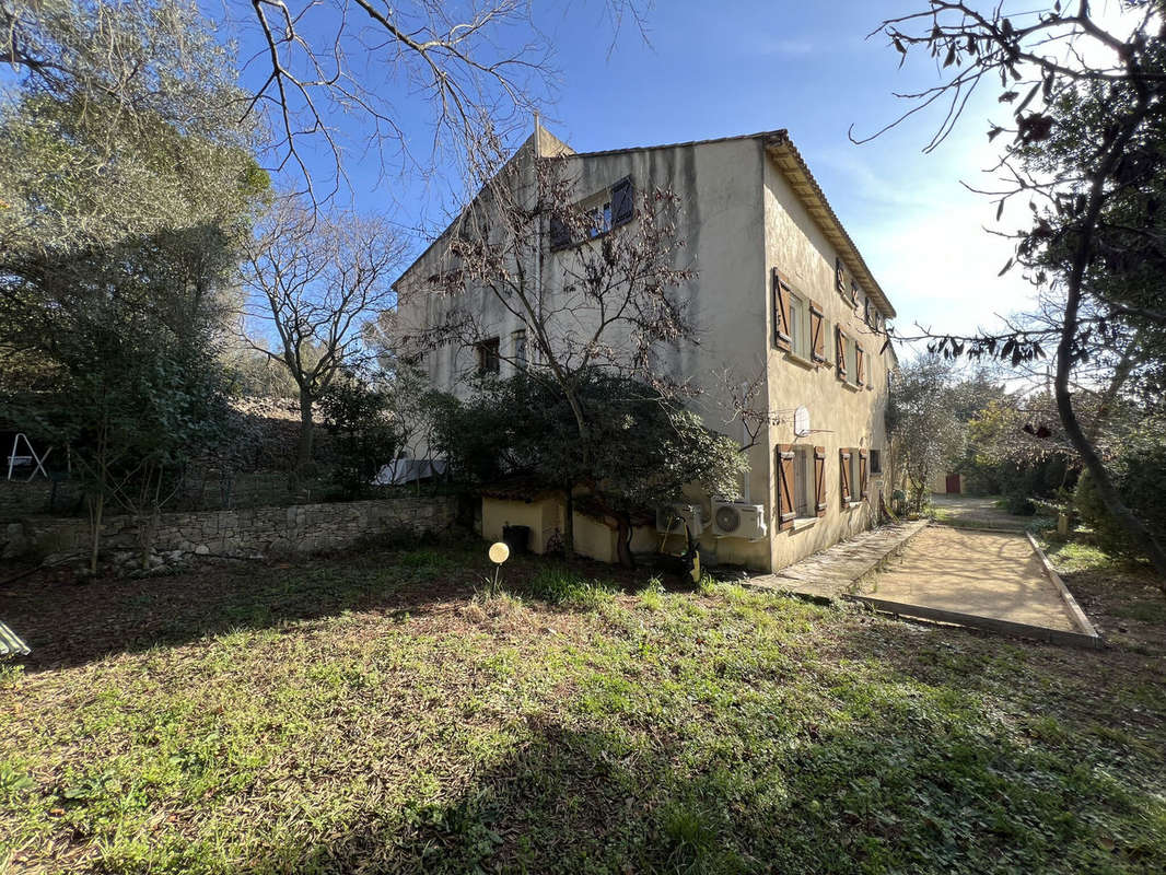 Maison à NIMES