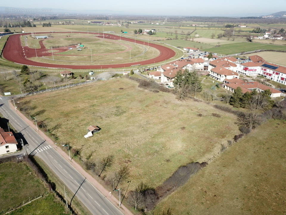 Terrain à SAINT-GALMIER