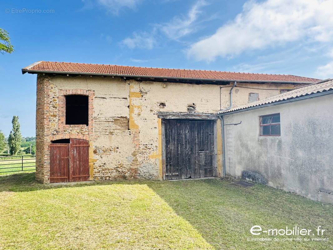 Maison à MELAY