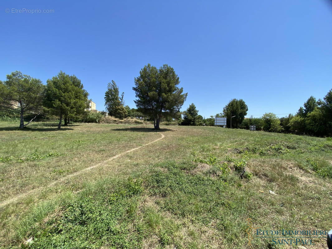 Terrain à SAINT-PARGOIRE