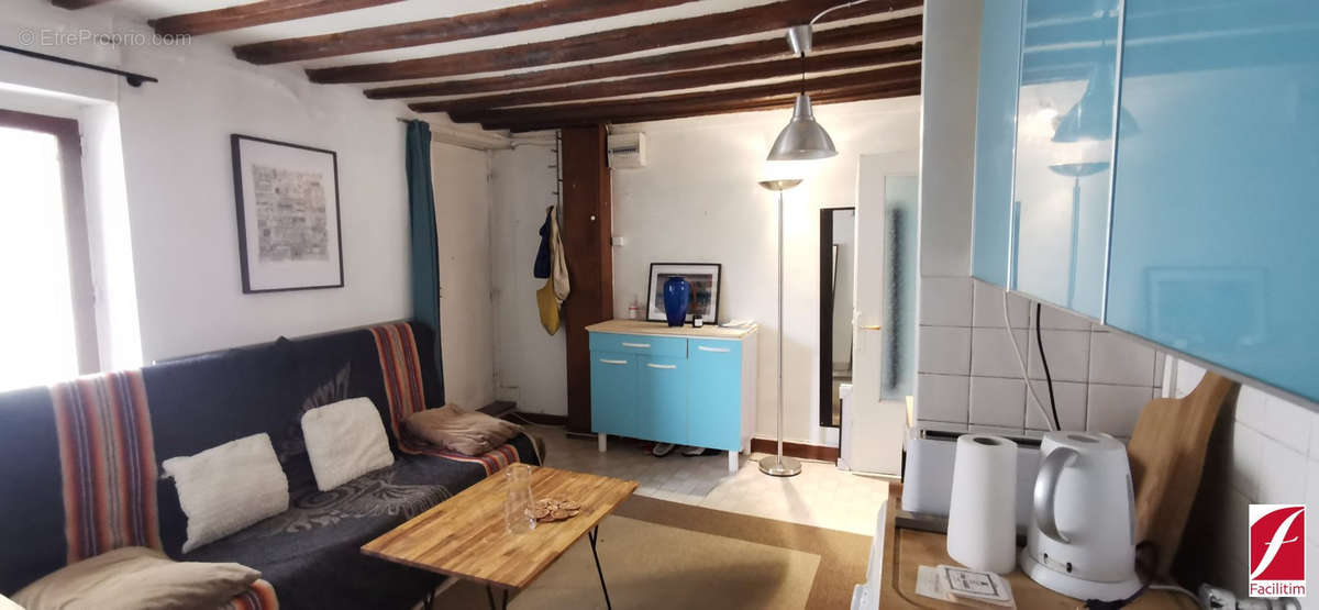 Appartement à PARIS-3E