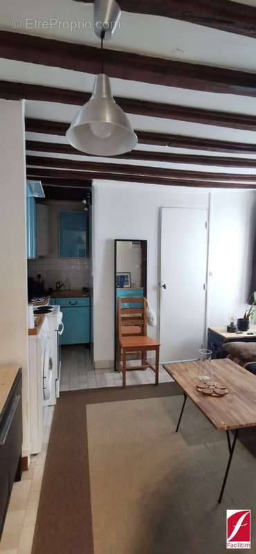 Appartement à PARIS-3E