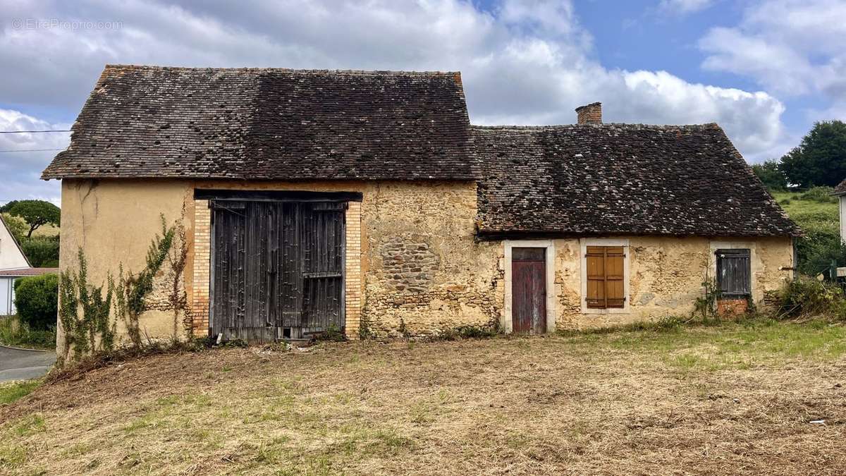 Maison à BONNETABLE